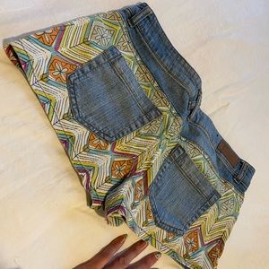 TinselTown Floral Jean Short